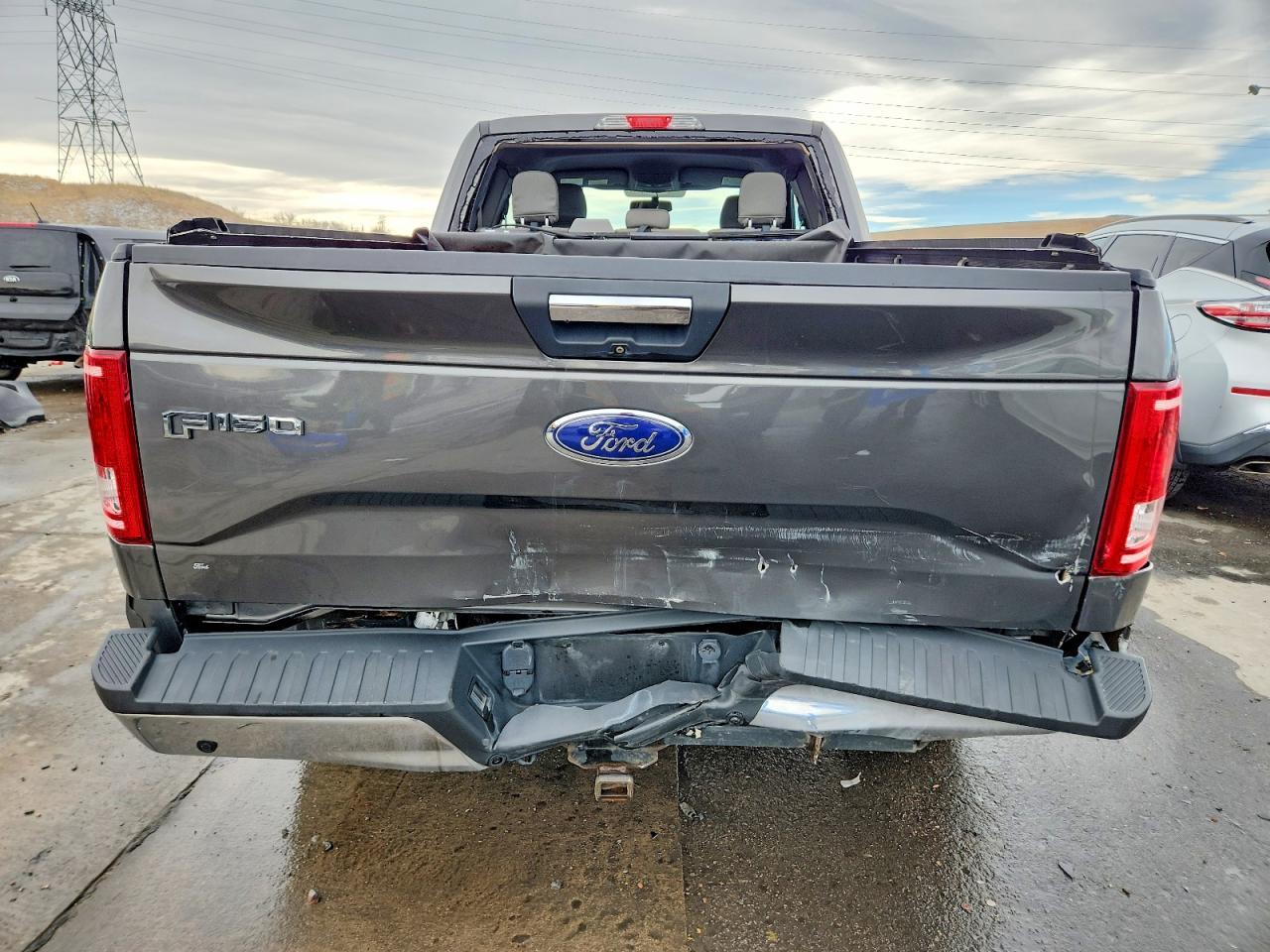 2015 Ford F150 Super Cab - Фото 6
