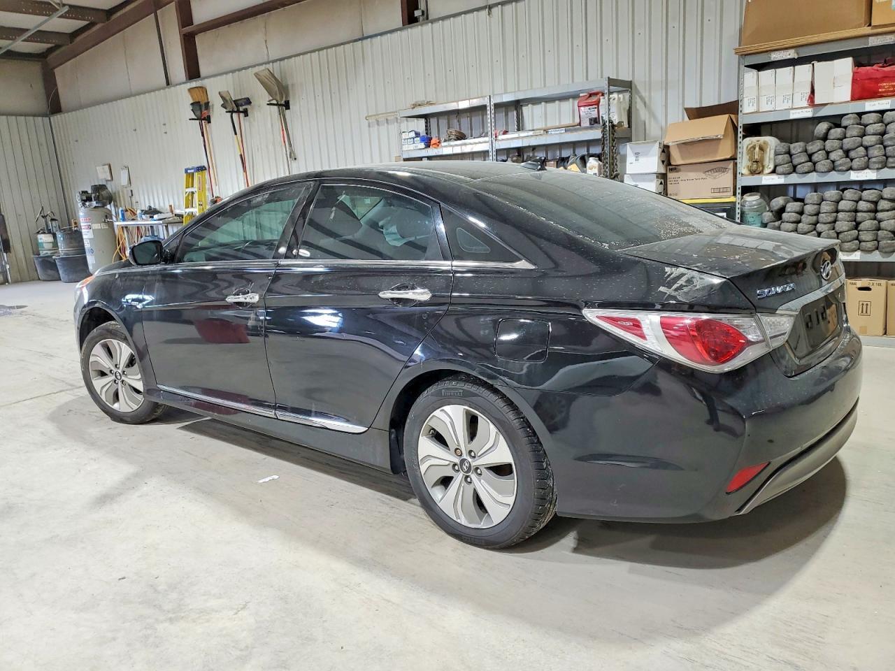 2014 Hyundai Sonata Hybrid - Фото 2
