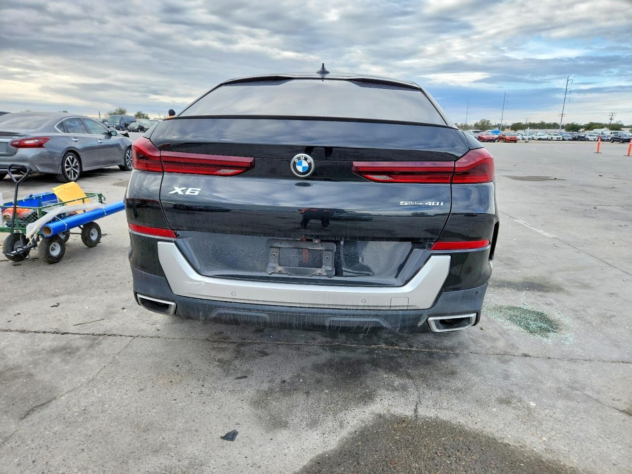2021 BMW X6 Sdrive 40I - Image 6