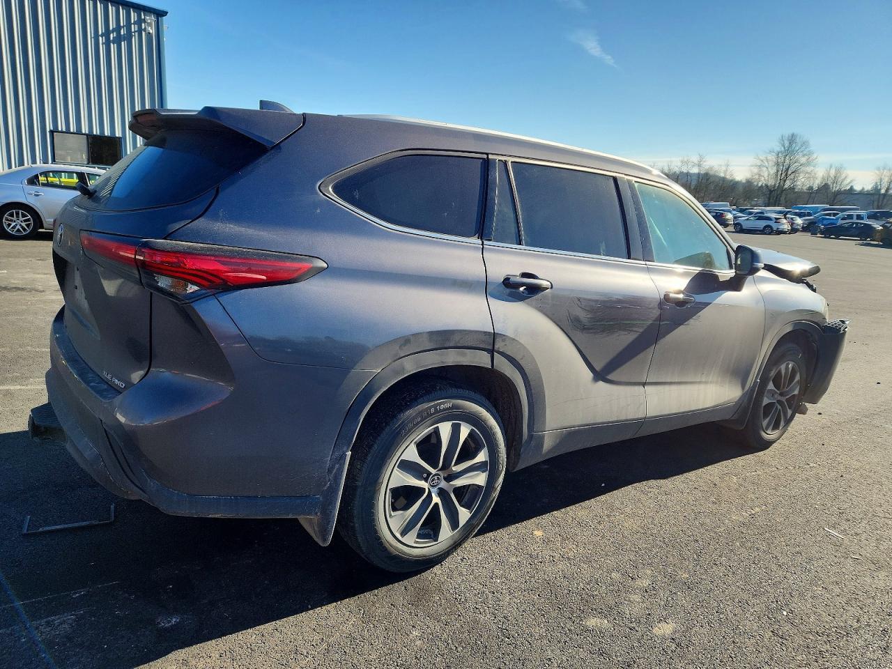 2022 Toyota Highlander Xle - Фото 3