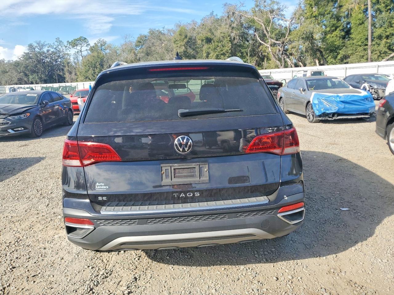 2022 Volkswagen Taos Se - Фото 6