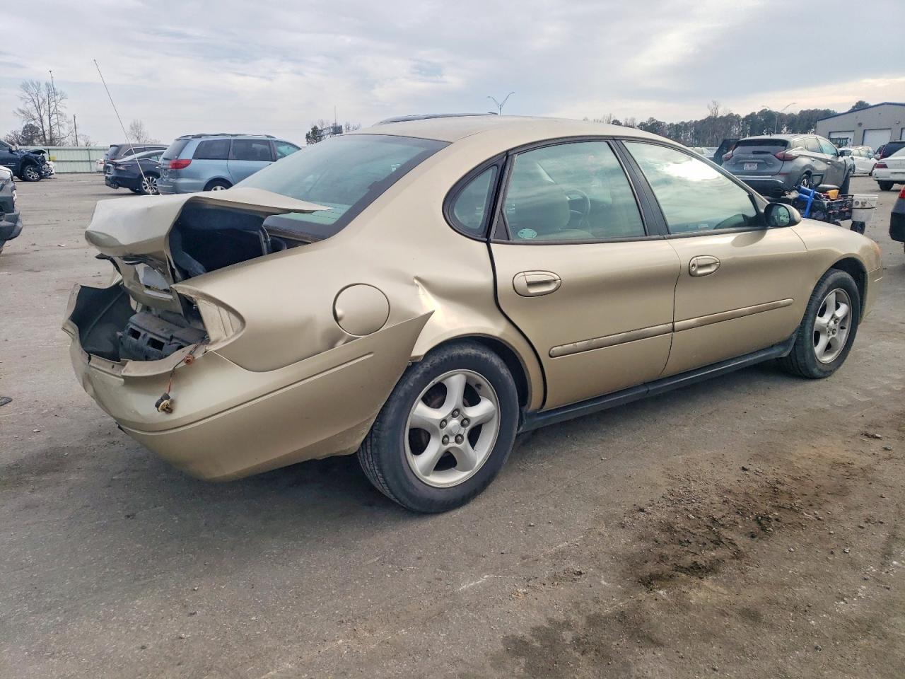 2000 Ford Taurus Lx - Image 3