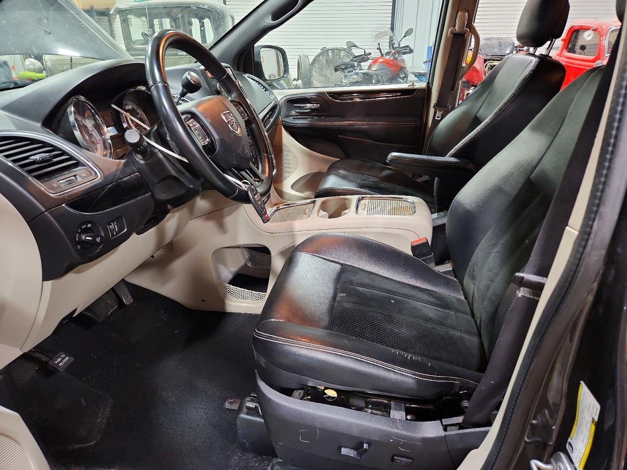 2017 Dodge Grand Caravan Sxt - Фото 7