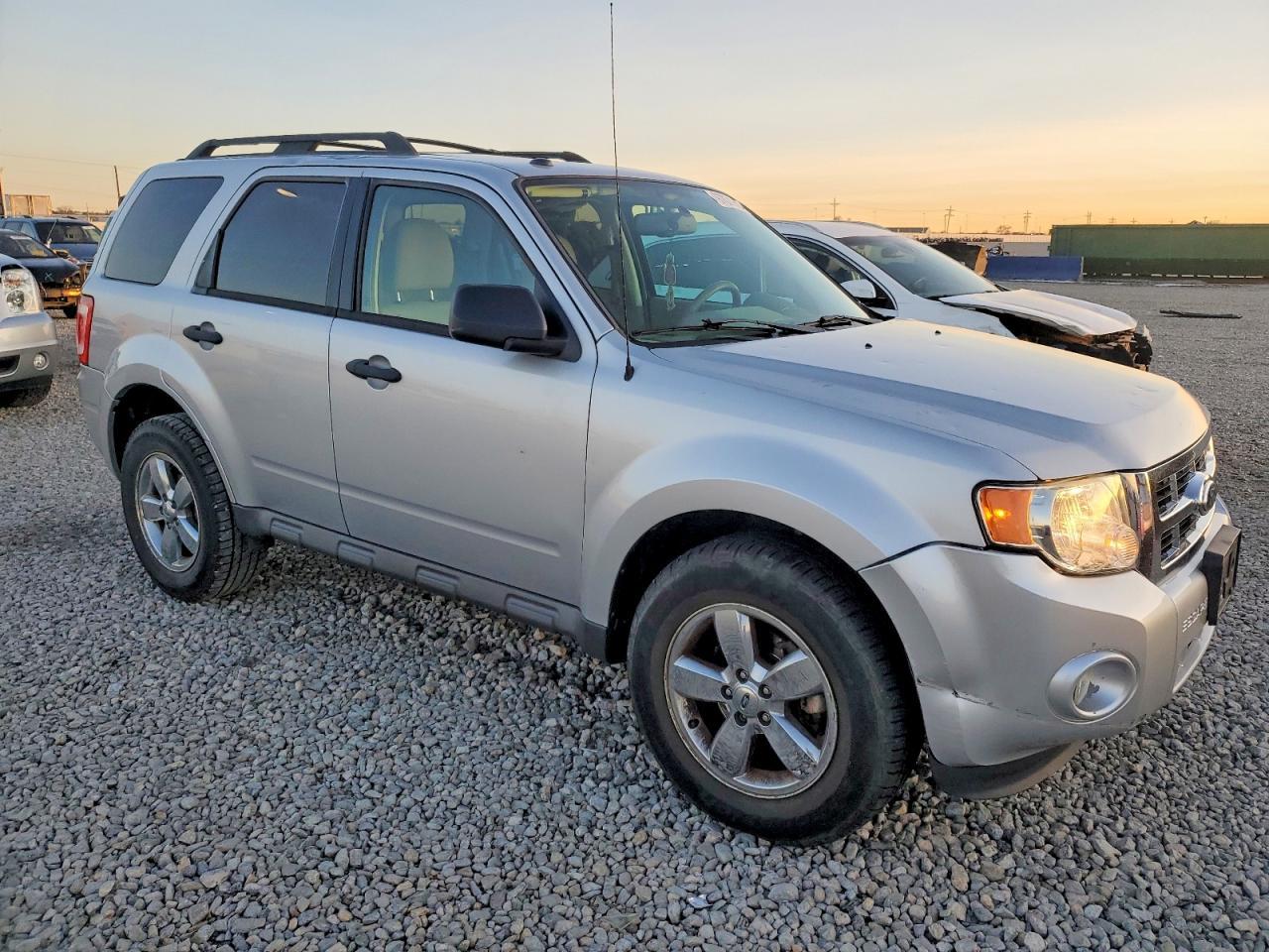 2012 Ford Escape Xlt - Фото 4