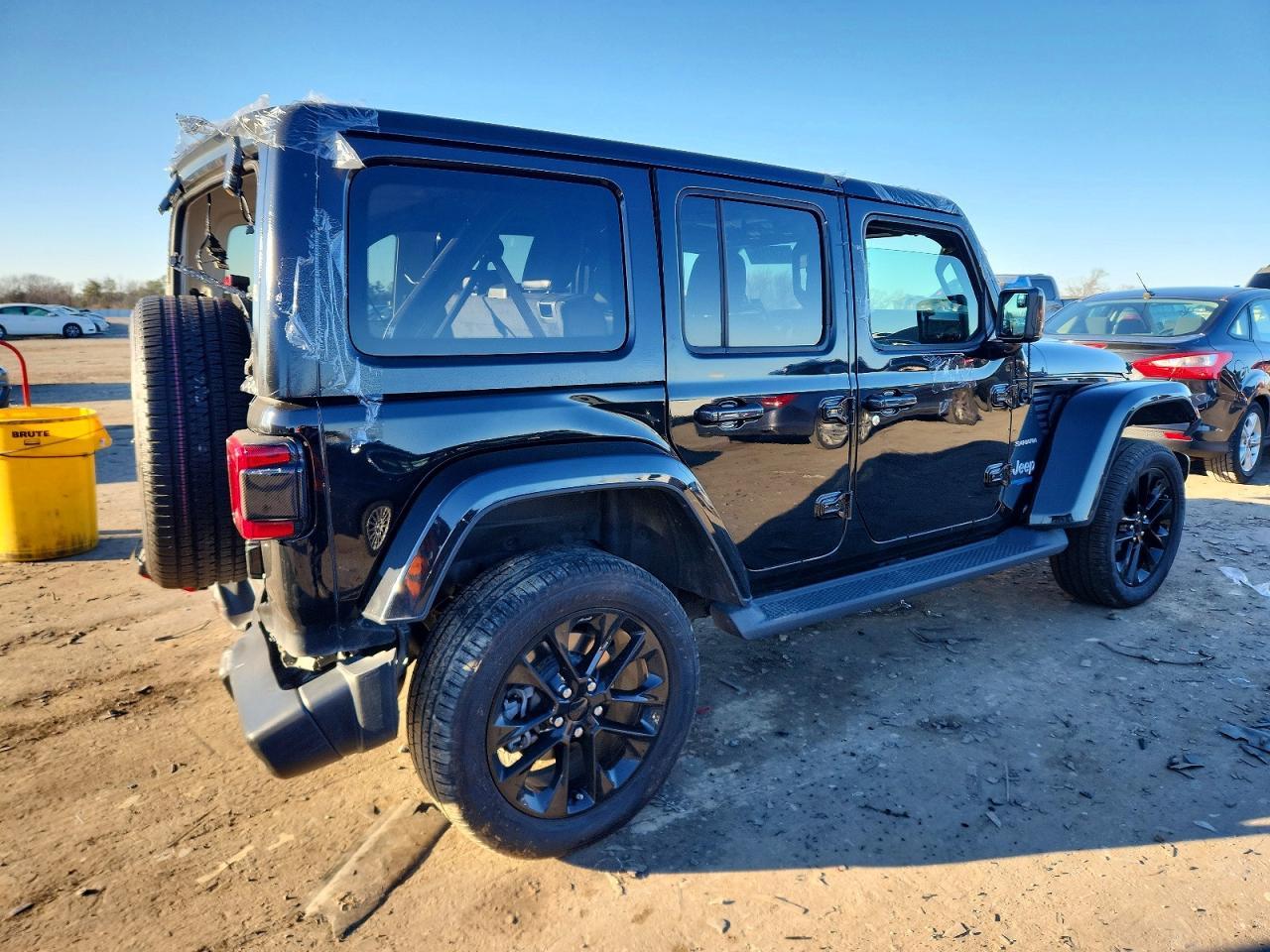 2021 Jeep Wrangler Unlimited Sahara 4Xe - Фото 3