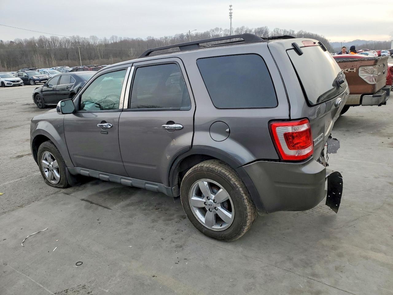 2010 Ford Escape Xlt - Фото 2