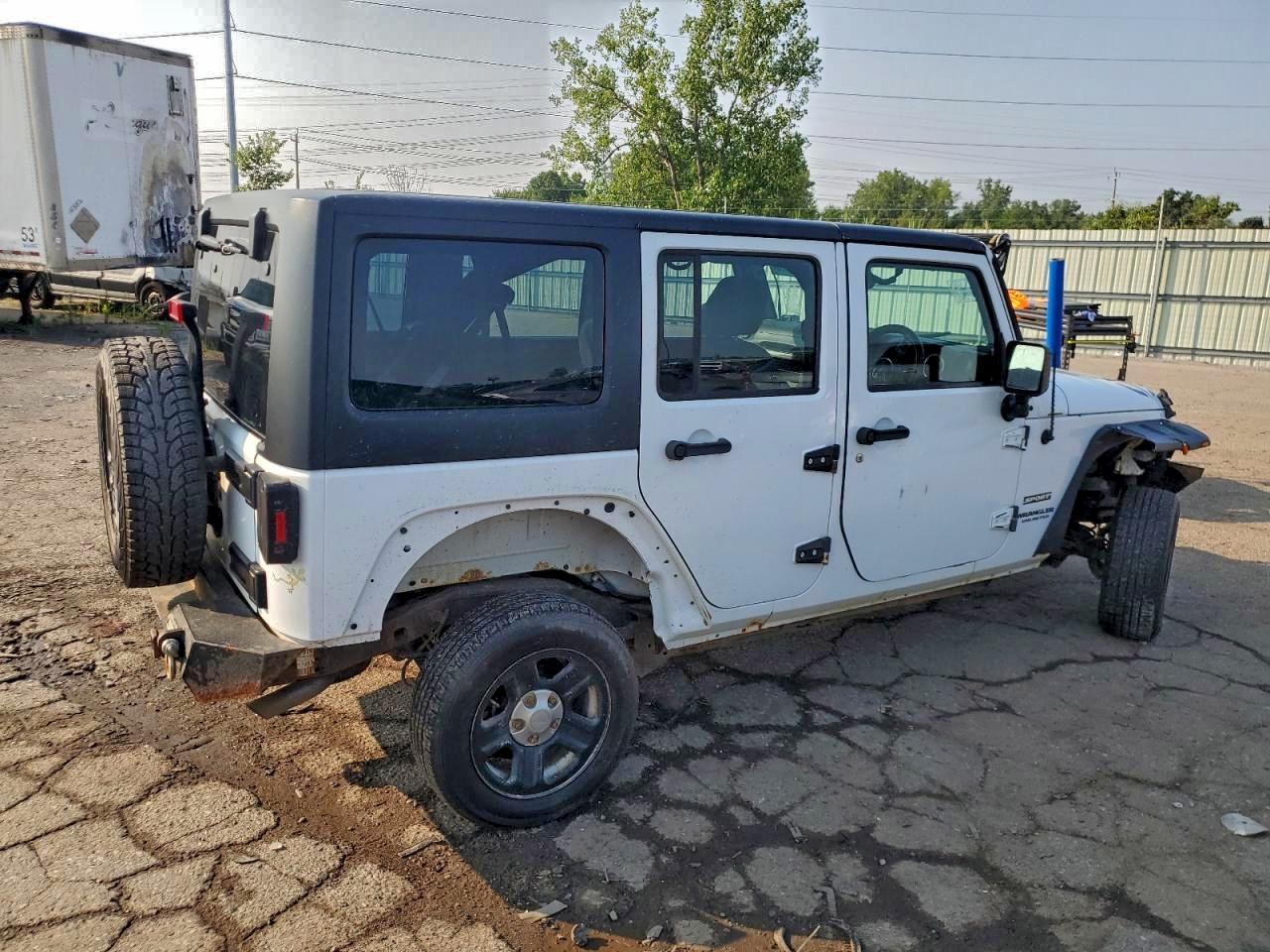 2016 Jeep Wrangler Unlimited Sport - Image 3