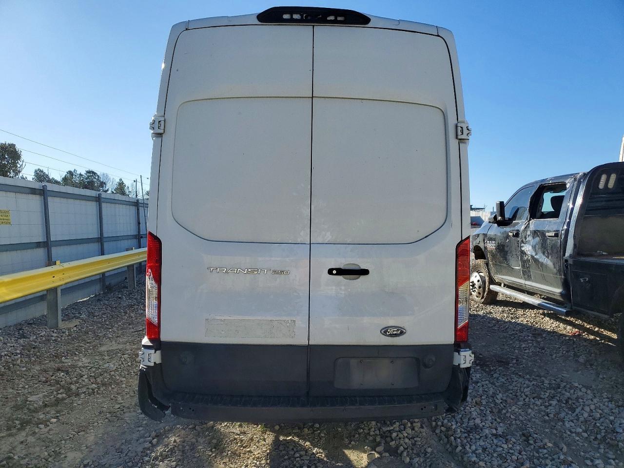 2019 Ford Transit T-250 - Фото 6