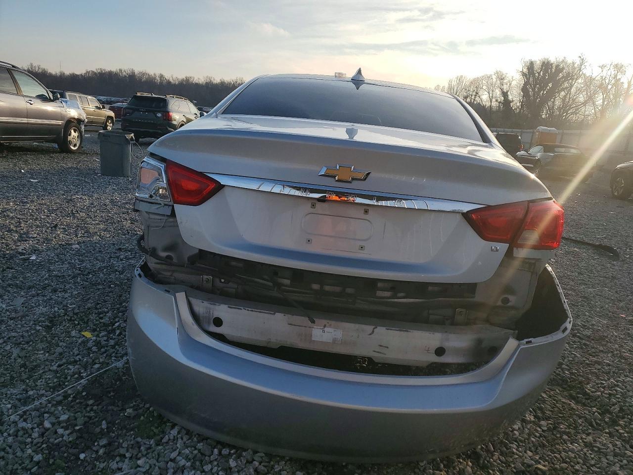 2019 Chevrolet Impala Lt - Image 6