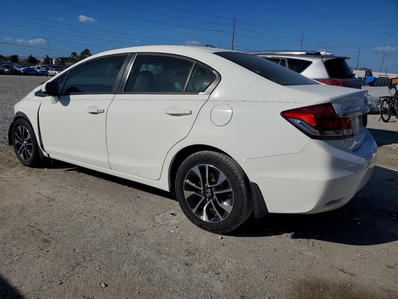 2015 Honda Civic Ex - Image 2