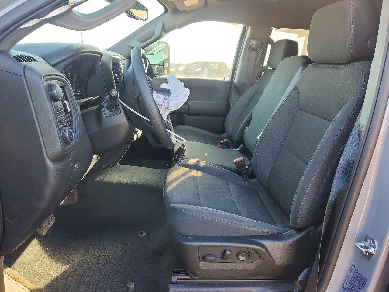 2025 Chevrolet Silverado K2500 Custom - Фото 7