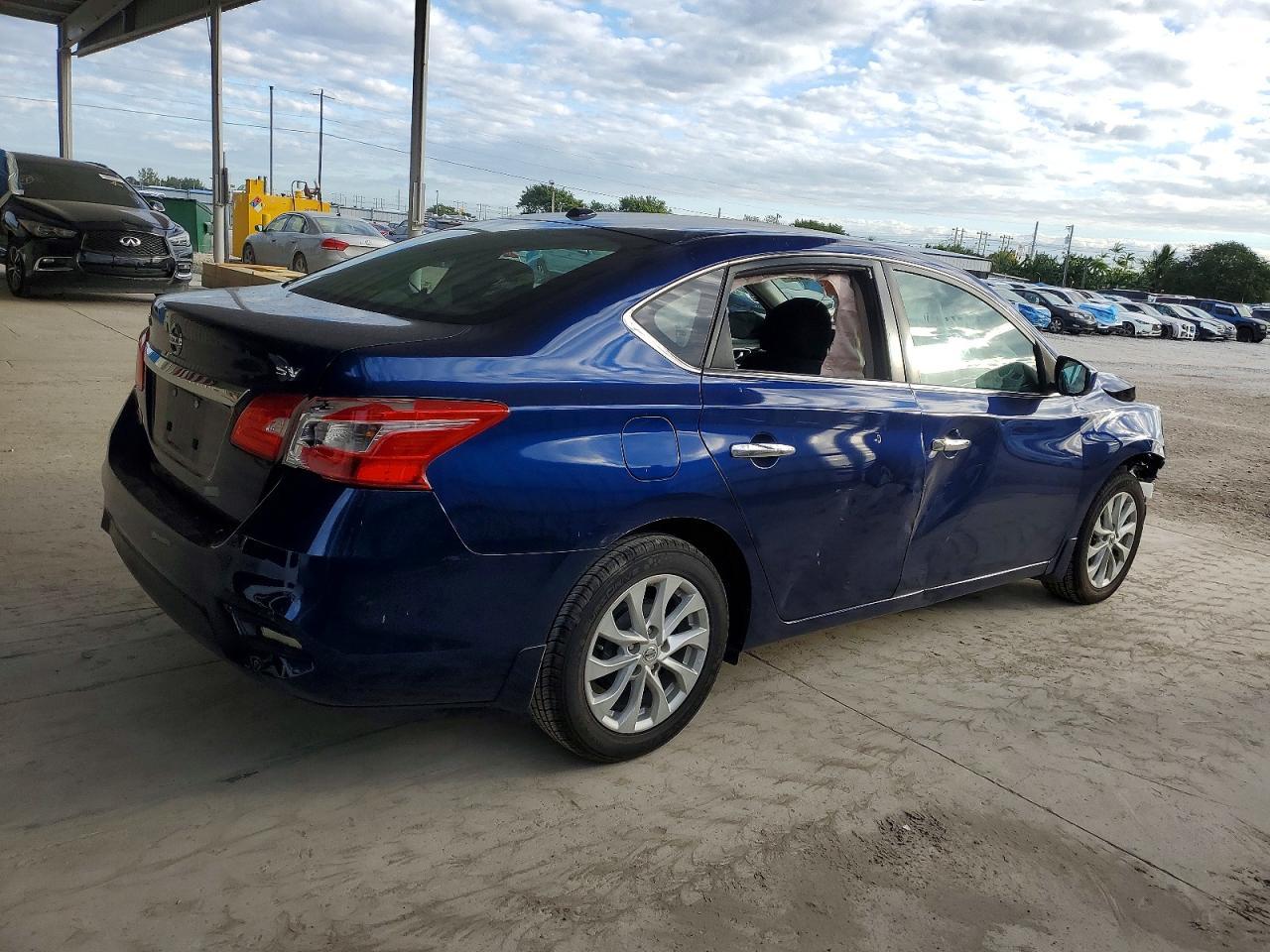 2019 Nissan Sentra S - Фото 3