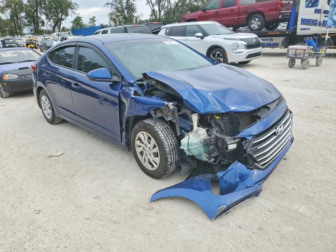 2018 Hyundai Elantra Se - Image 4