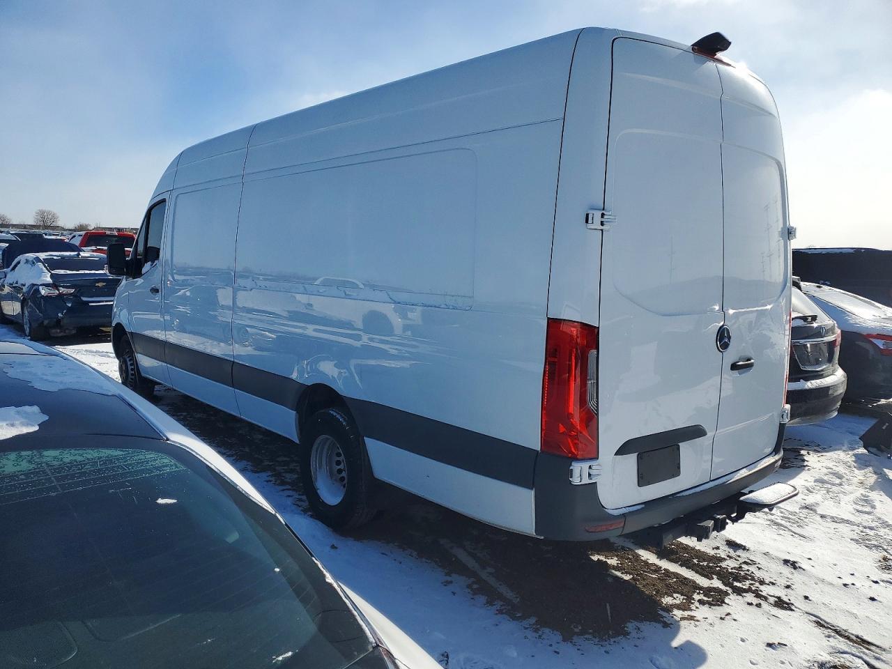 2024 Mercedes-Benz Sprinter 3500 - Фото 2