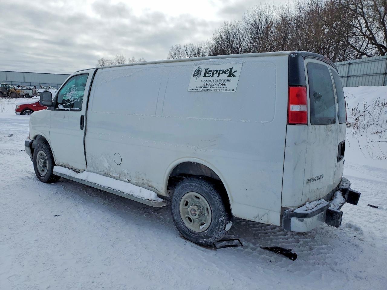 2020 GMC Savana G2500 - Фото 2