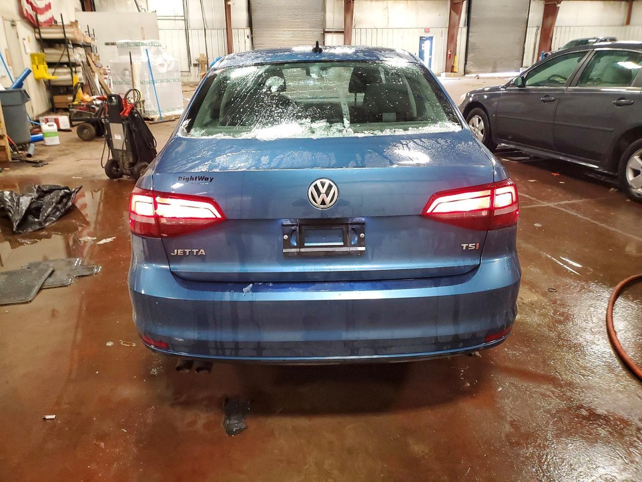 2016 Volkswagen Jetta S - Фото 6