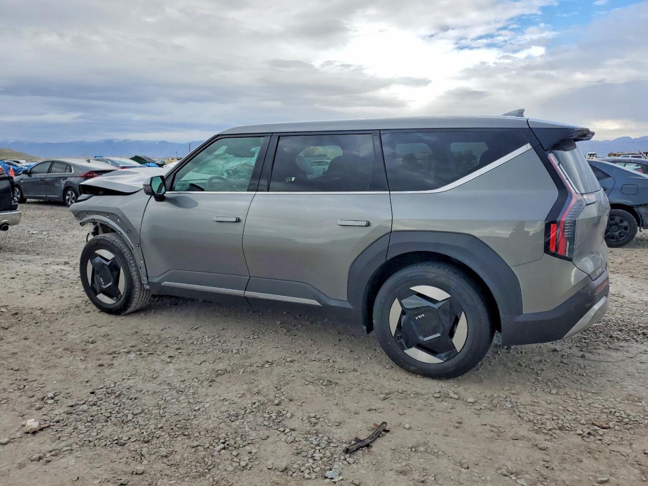 2024 Kia Ev9 Light - Фото 2