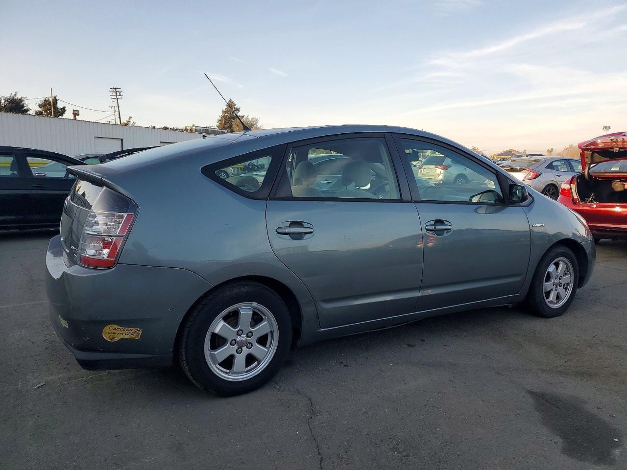 2005 Toyota Prius - Image 3