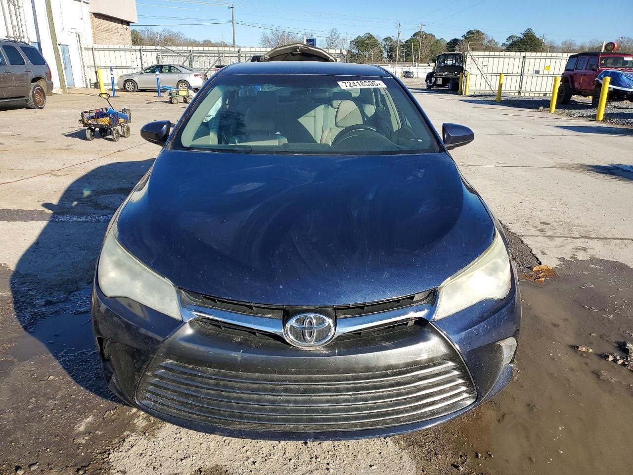 2015 Toyota Camry Le - Фото 5