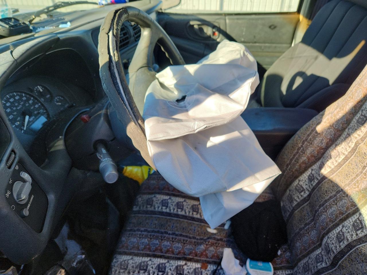 2003 GMC Sonoma - Фото 7