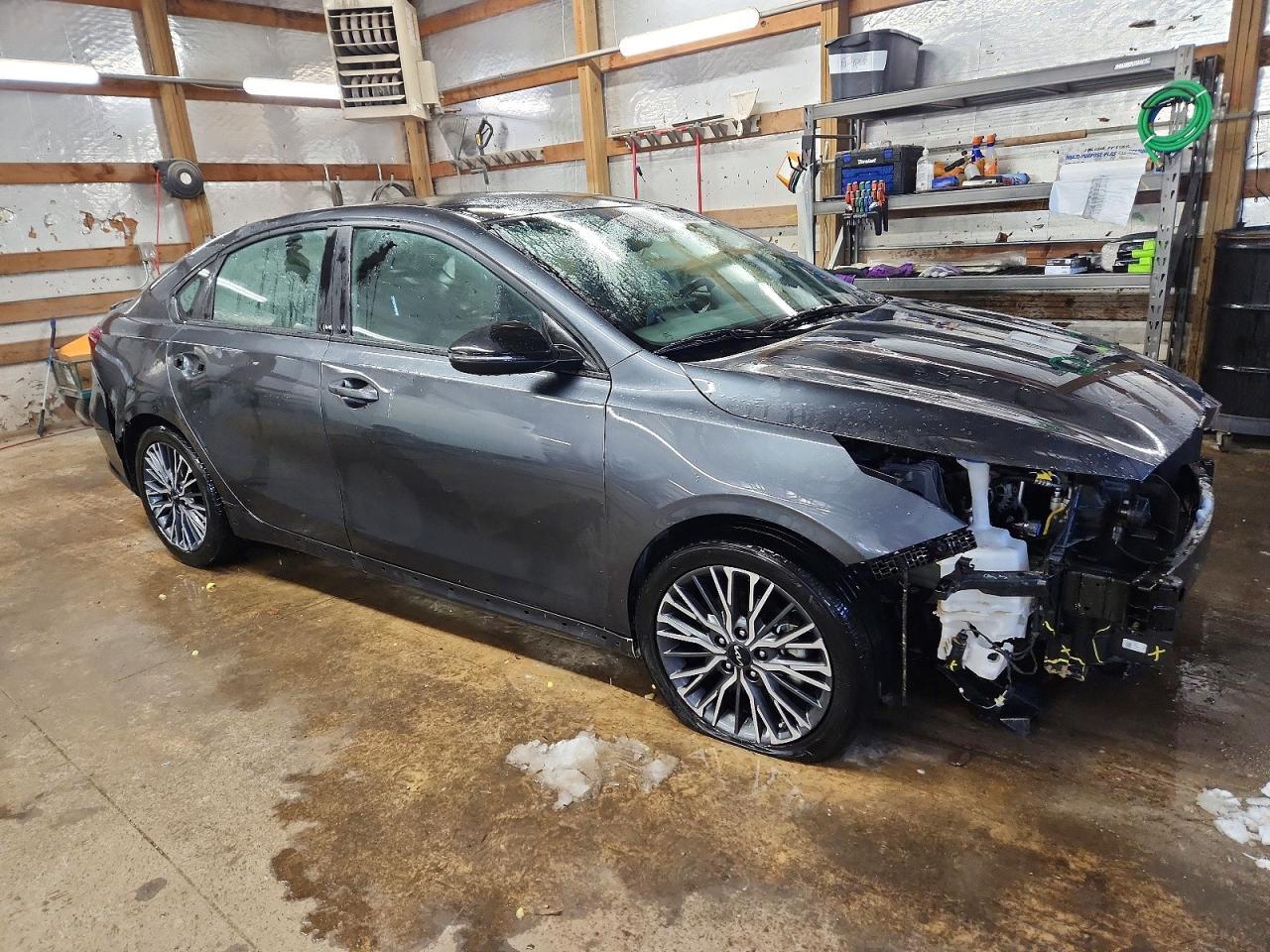 2023 Kia Forte Gt Line - Image 4
