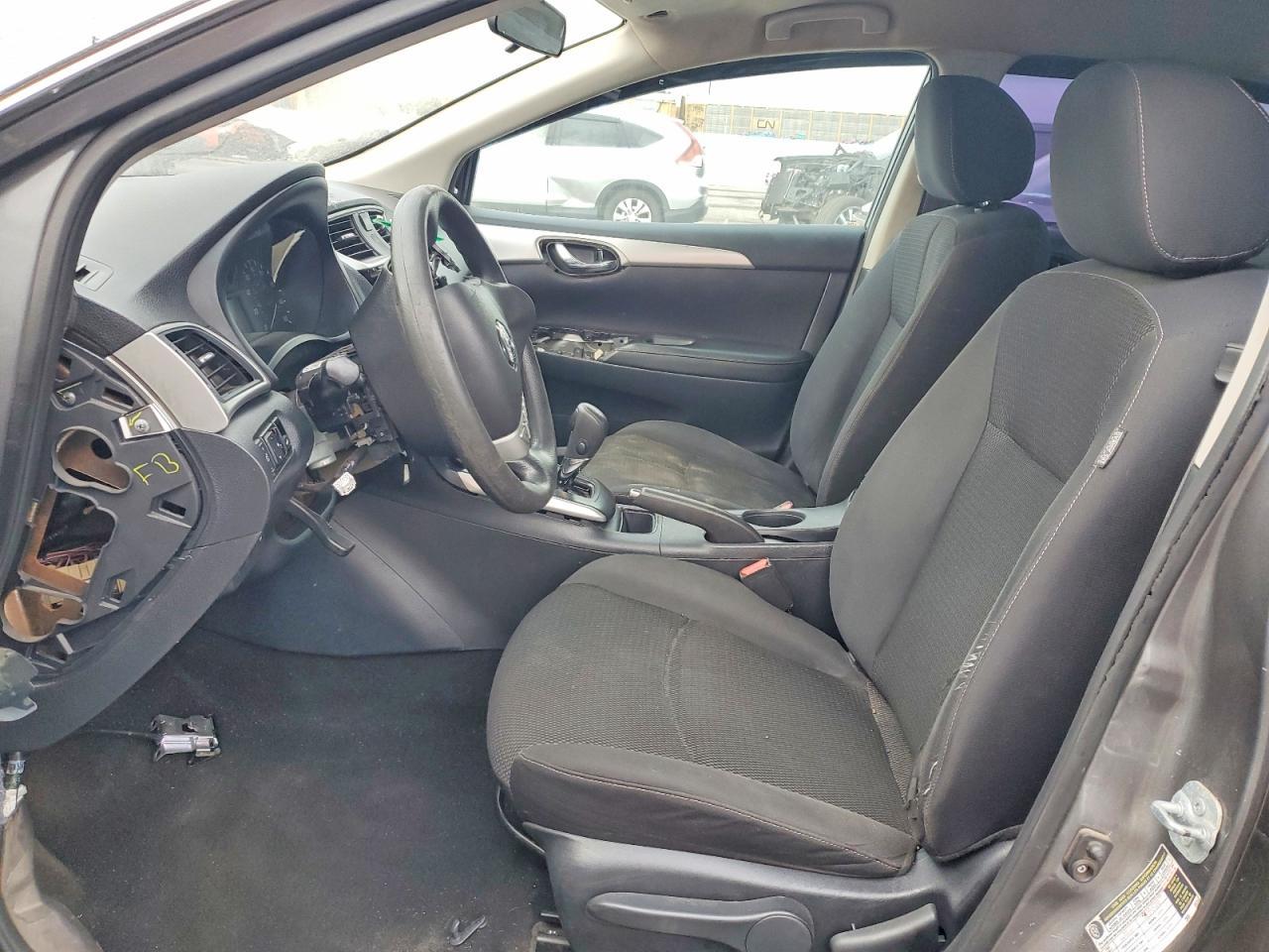 2016 Nissan Sentra S - Фото 7