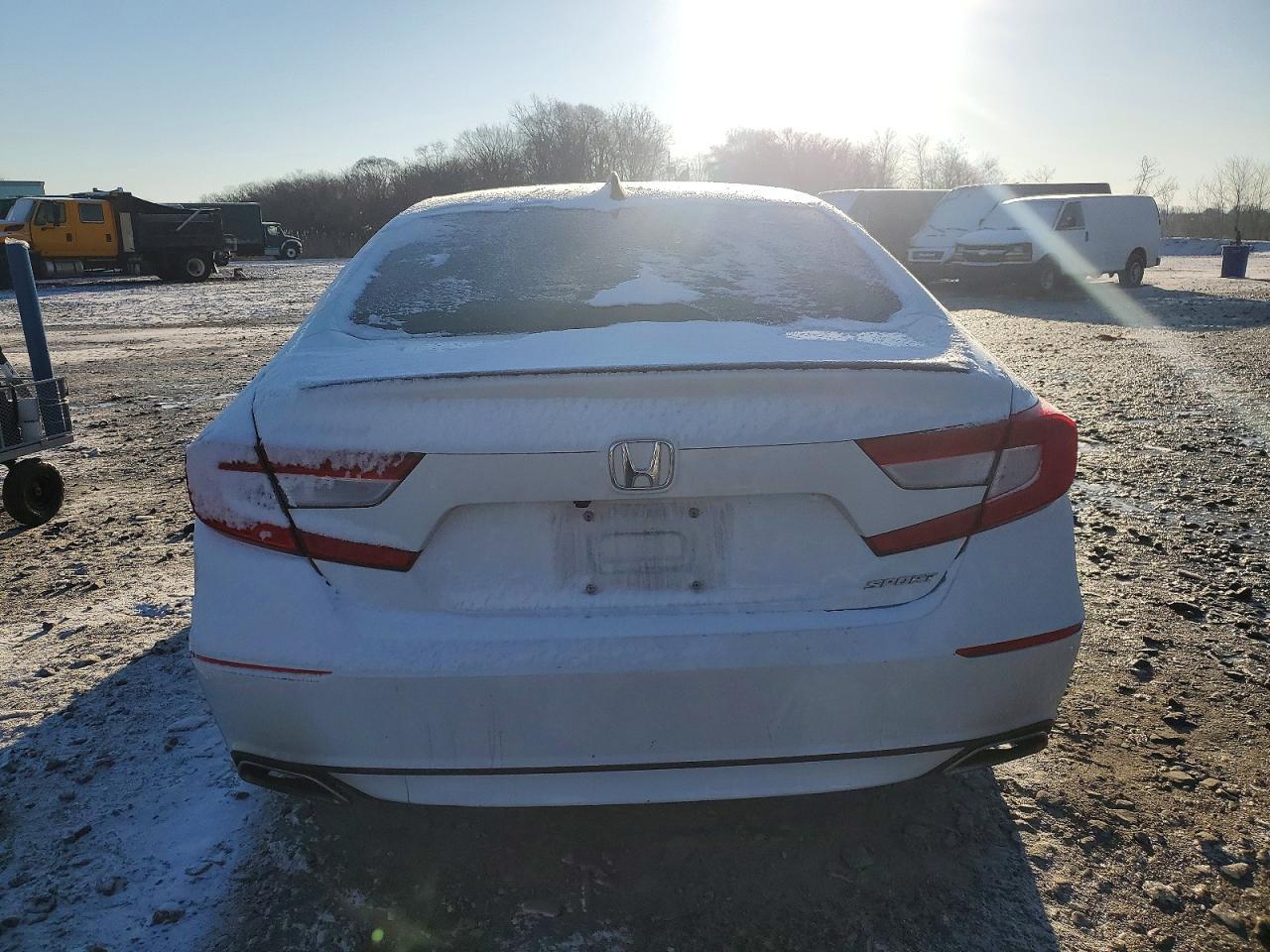 2022 Honda Accord Sport - Фото 6