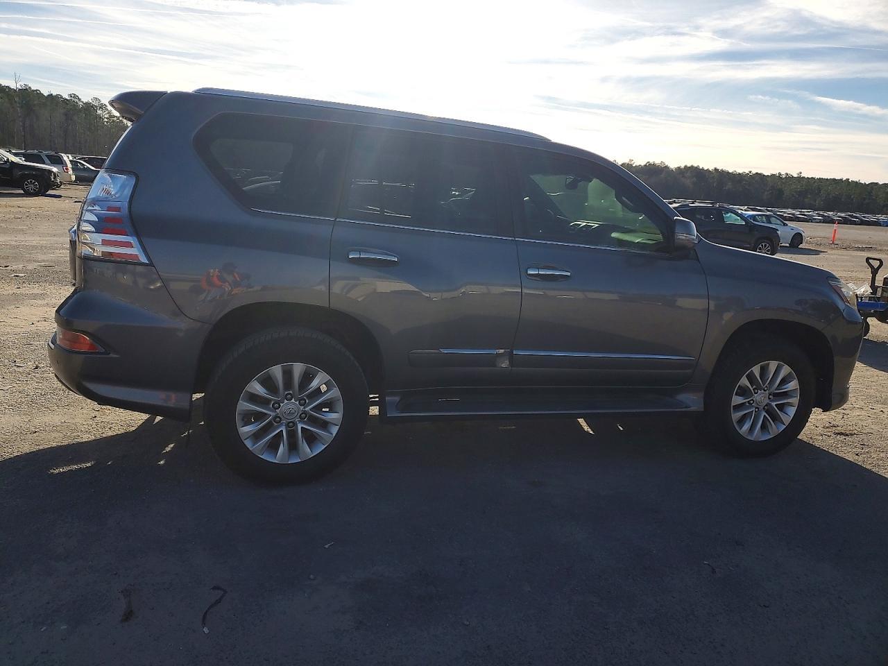 2015 Lexus Gx 460 - Фото 3