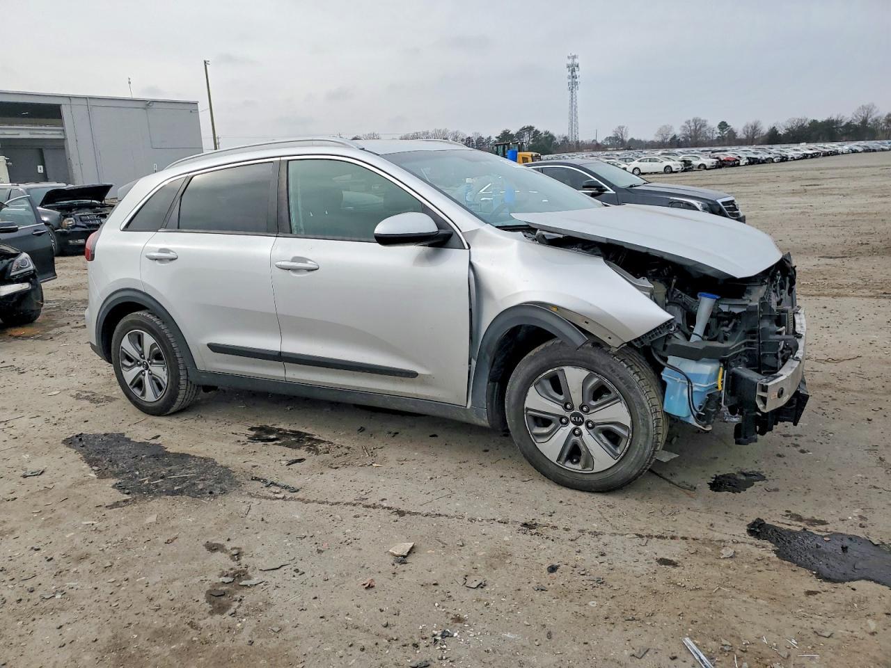 2020 Kia Niro Lx - Image 4