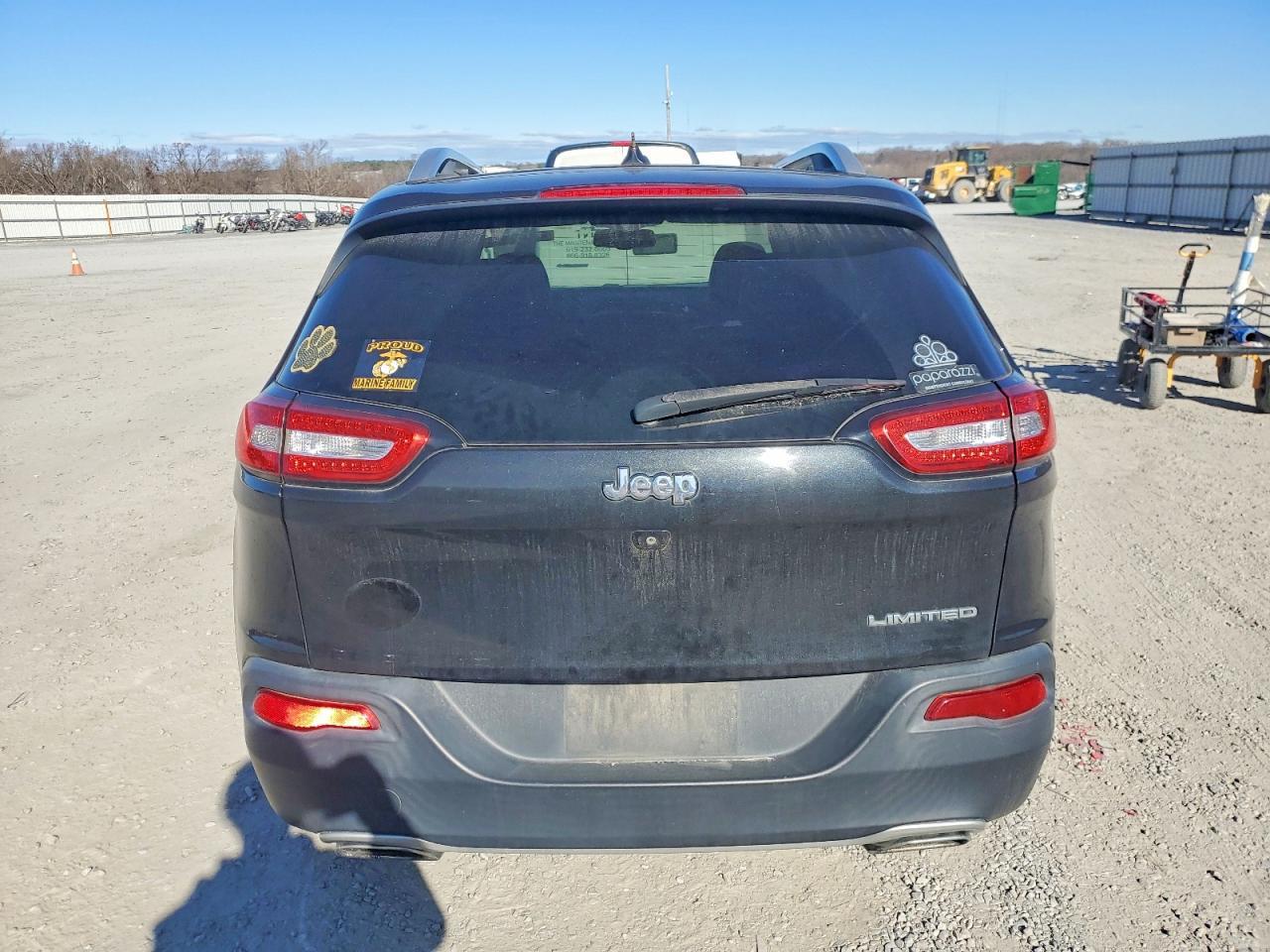 2015 Jeep Cherokee Limited - Image 6