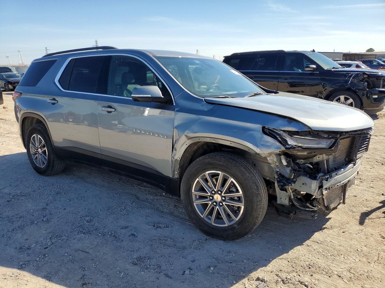 2023 Chevrolet Traverse Lt - Фото 4