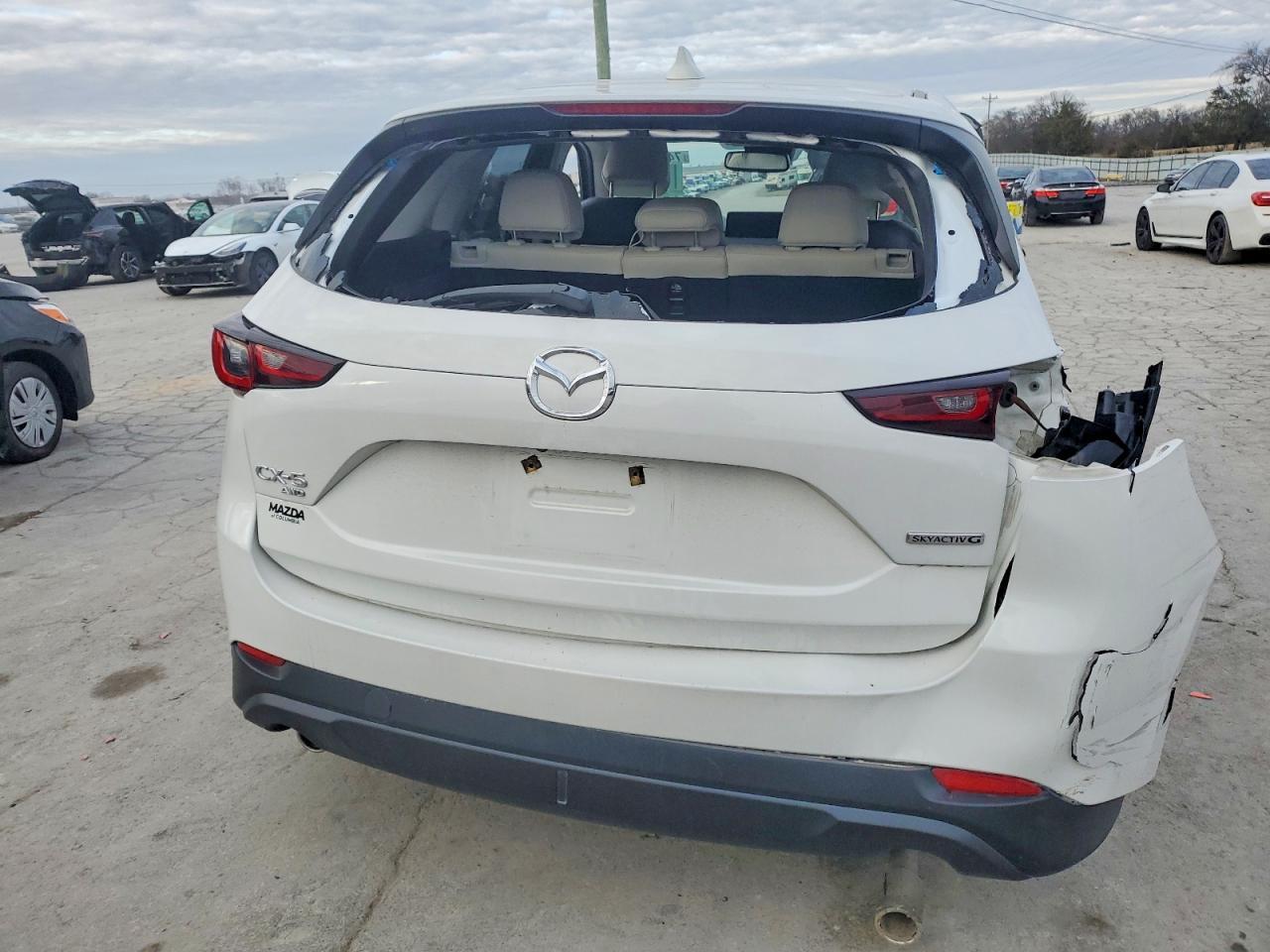 2023 Mazda Cx-5 Premium - Image 6