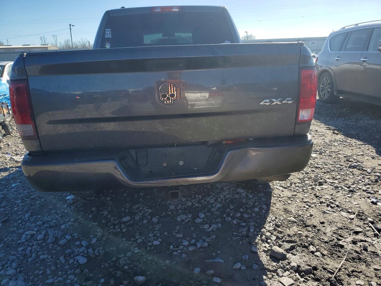 2015 Ram 1500 St - Image 6