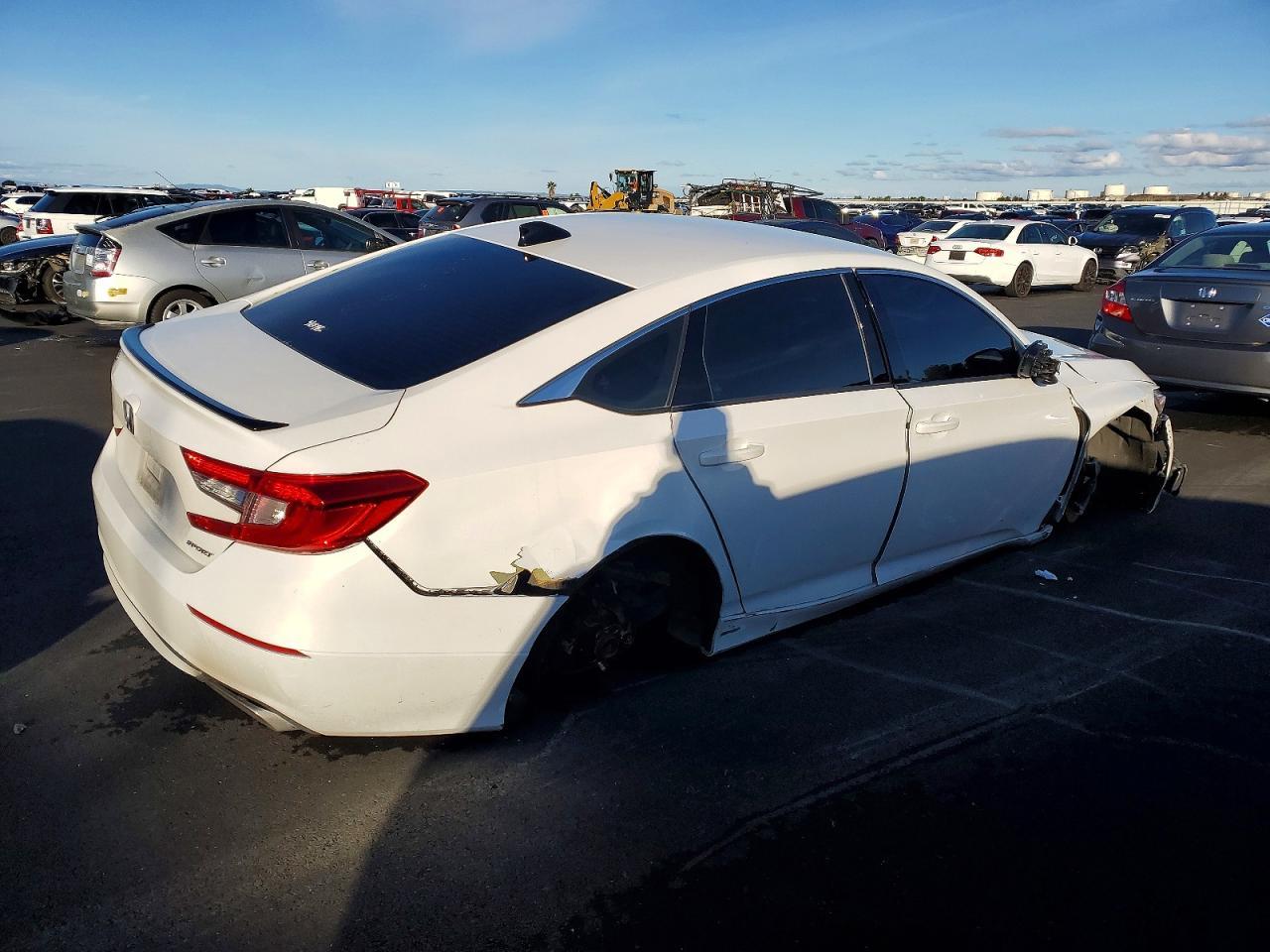 2022 Honda Accord Sport - Фото 3