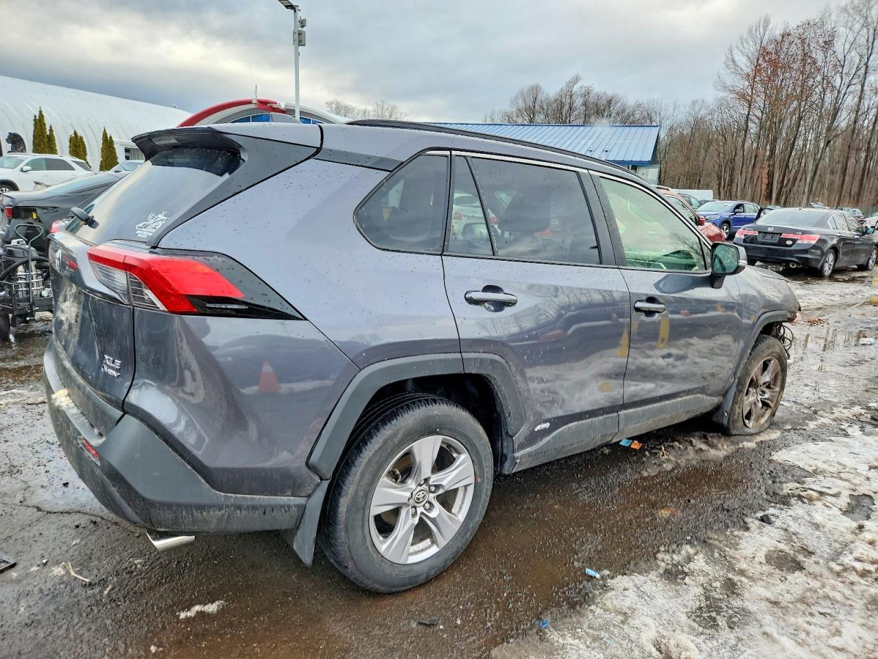 2025 Toyota Rav4 Xle - Фото 3