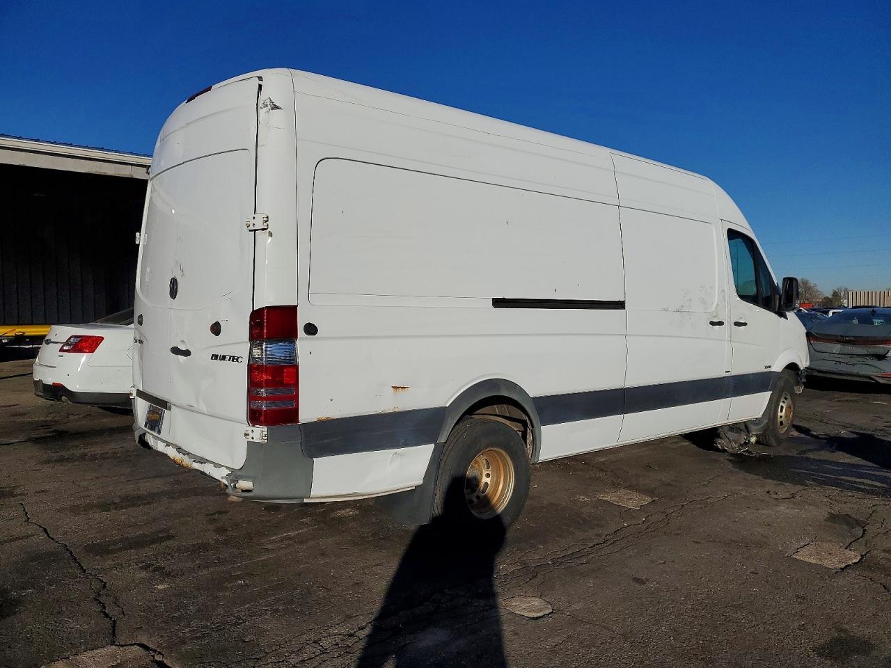 2012 Mercedes Benz Sprinter 3500 High Roof Deliver - Фото 3