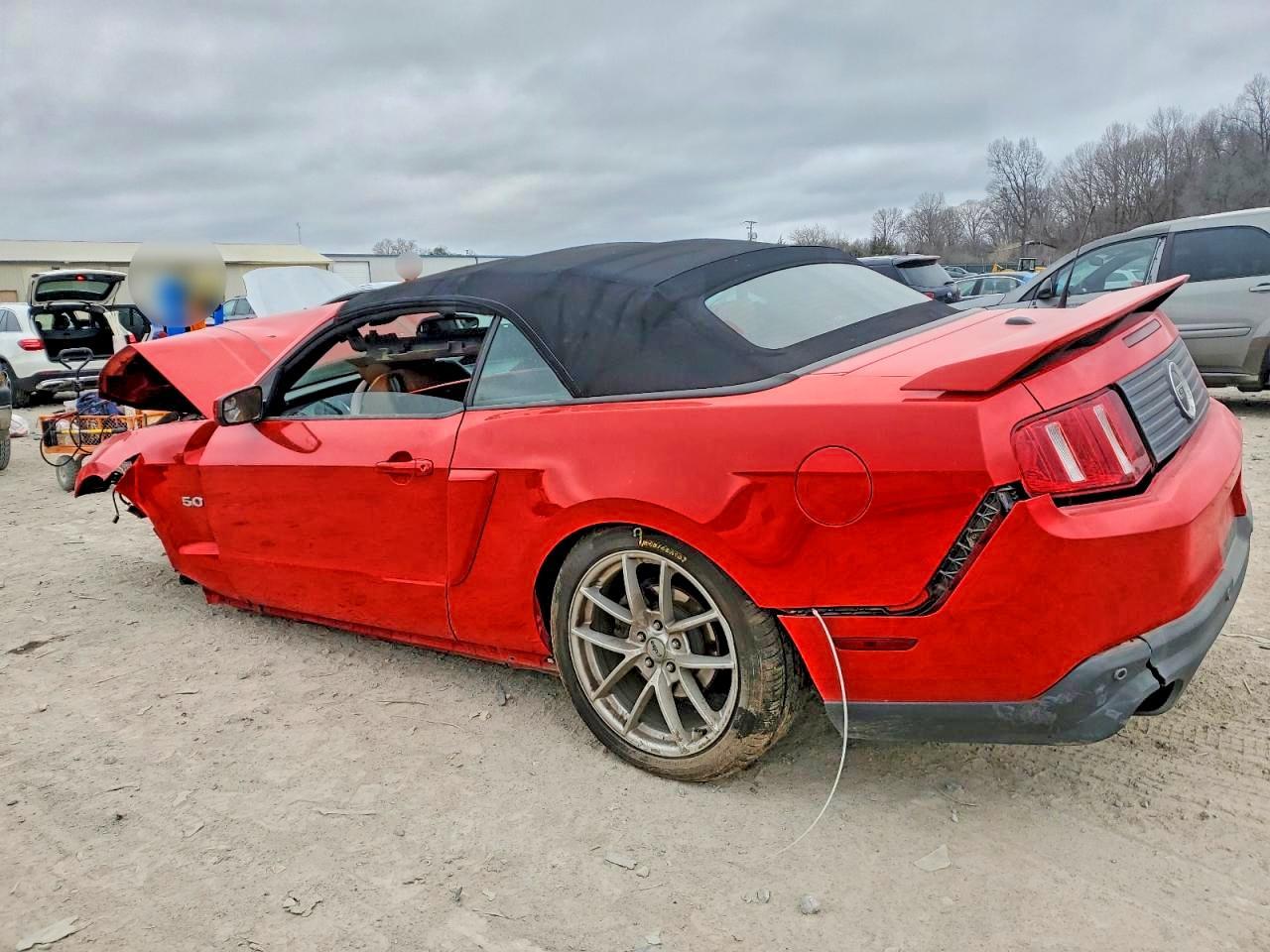 2012 Ford Mustang Gt - Фото 2