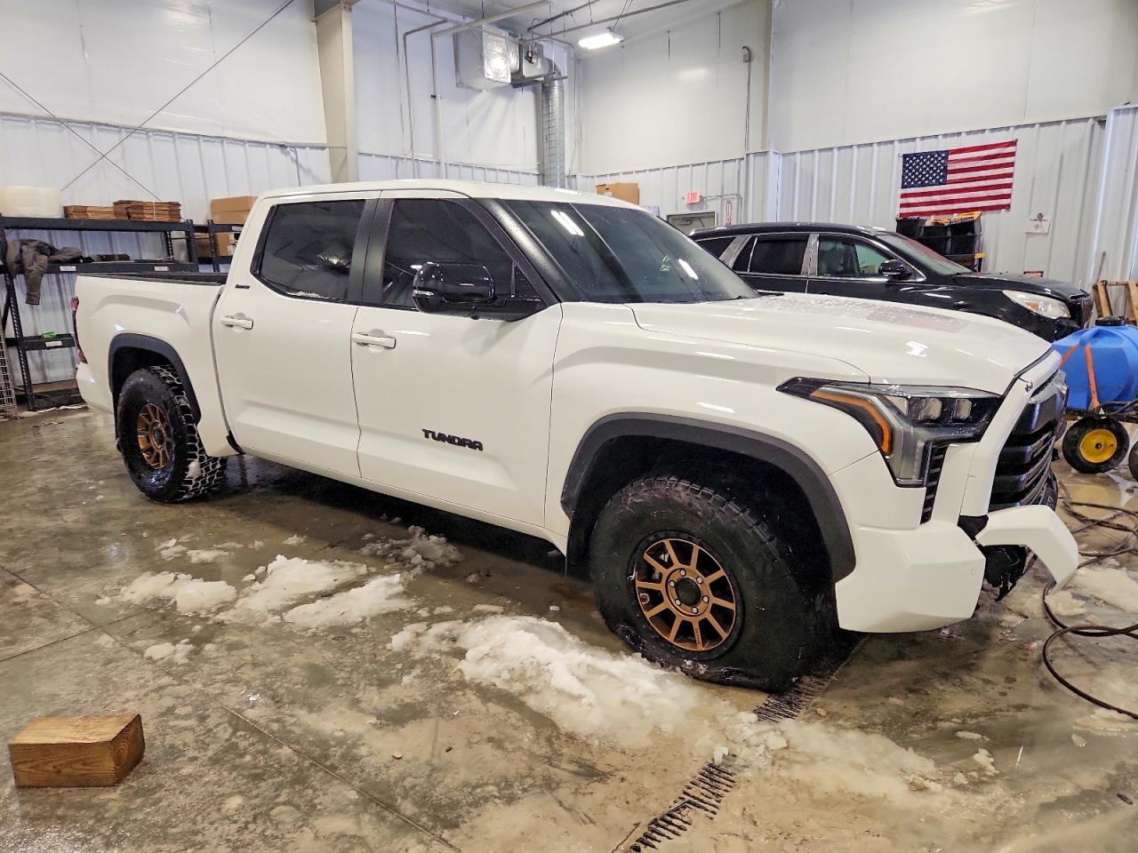 2024 Toyota Tundra Limited - Фото 4