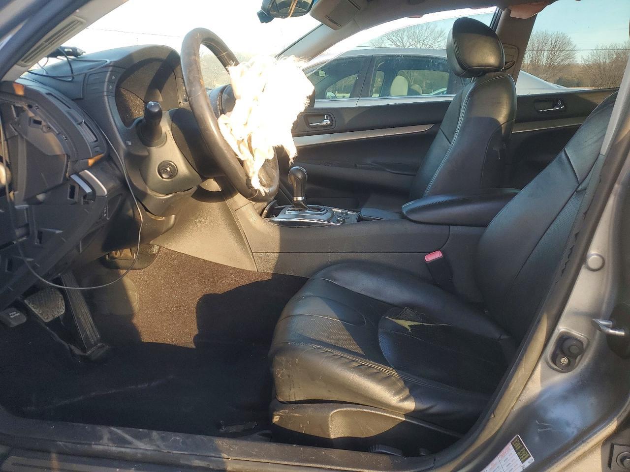 2010 Infiniti G37 - Фото 7