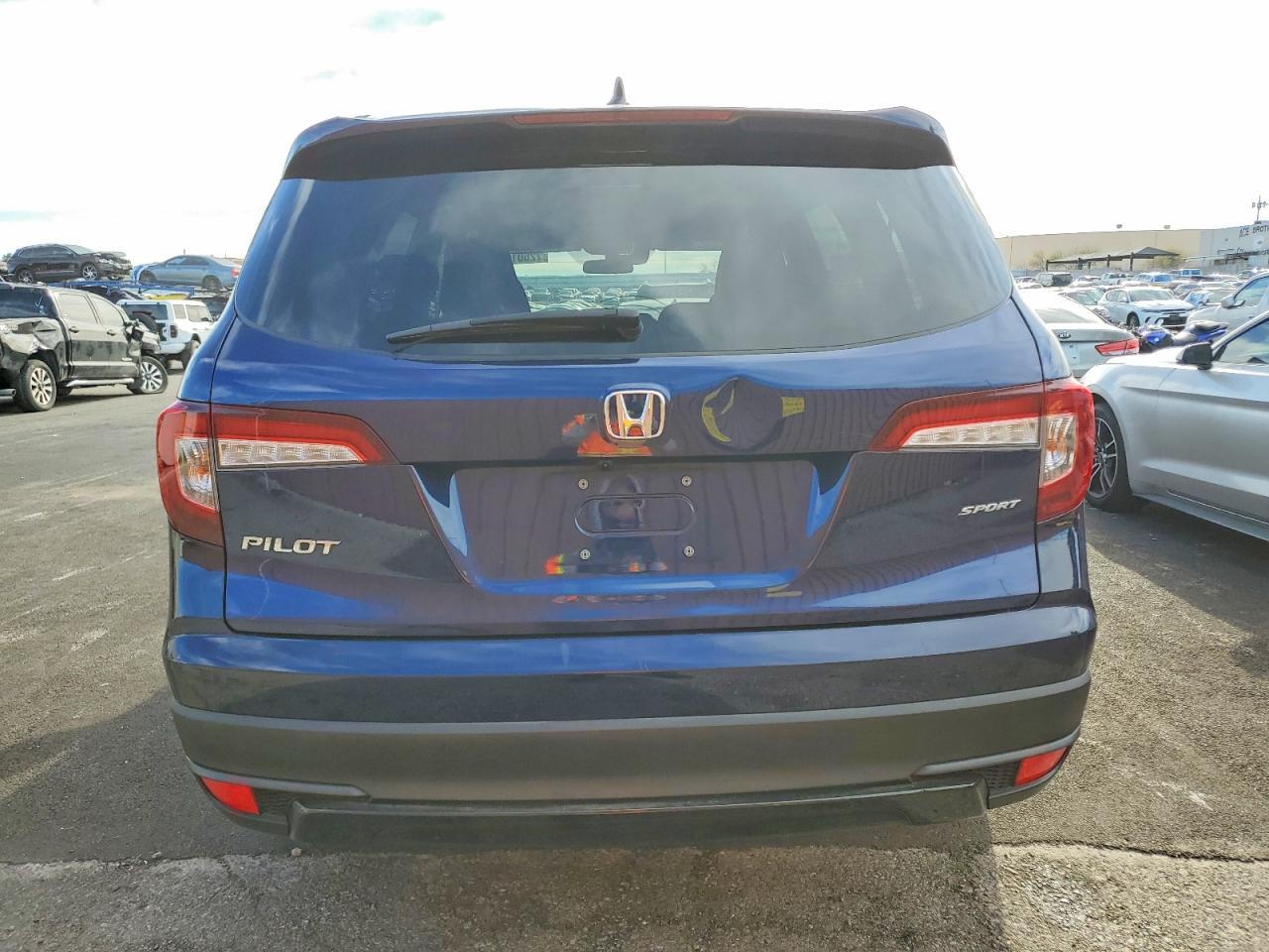 2022 Honda Pilot Sport - Image 6