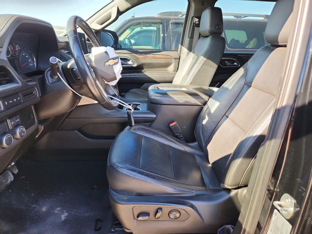 2021 Chev Suburban C1500 Lt - Image 7