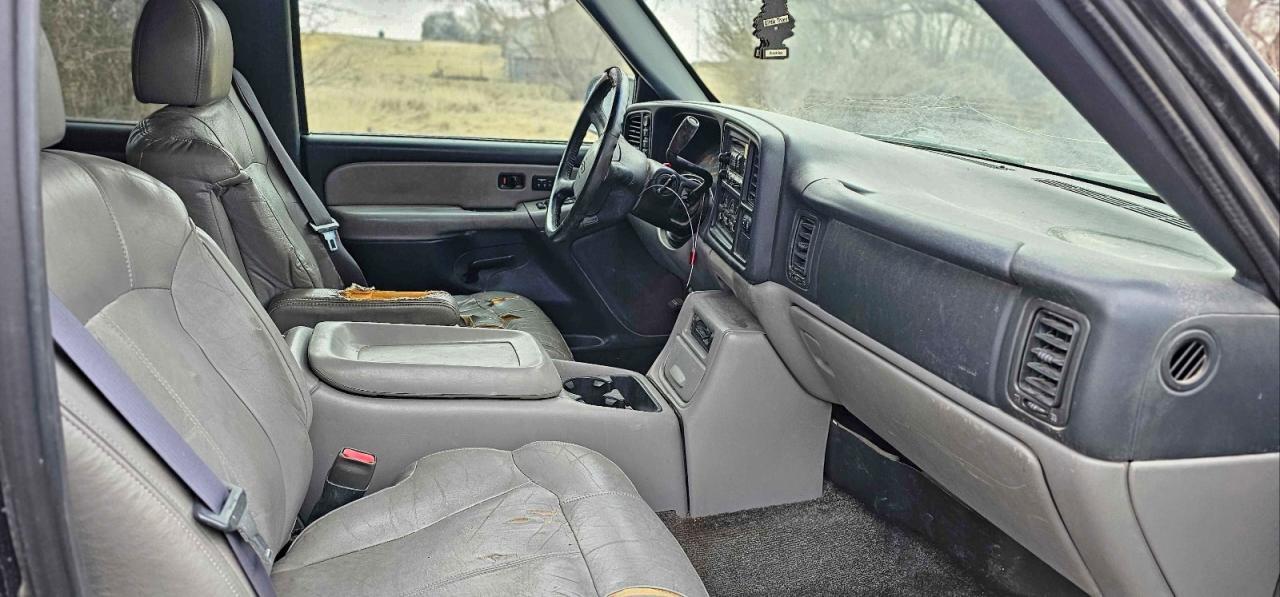 2001 Chevrolet Tahoe K1500 - Image 5