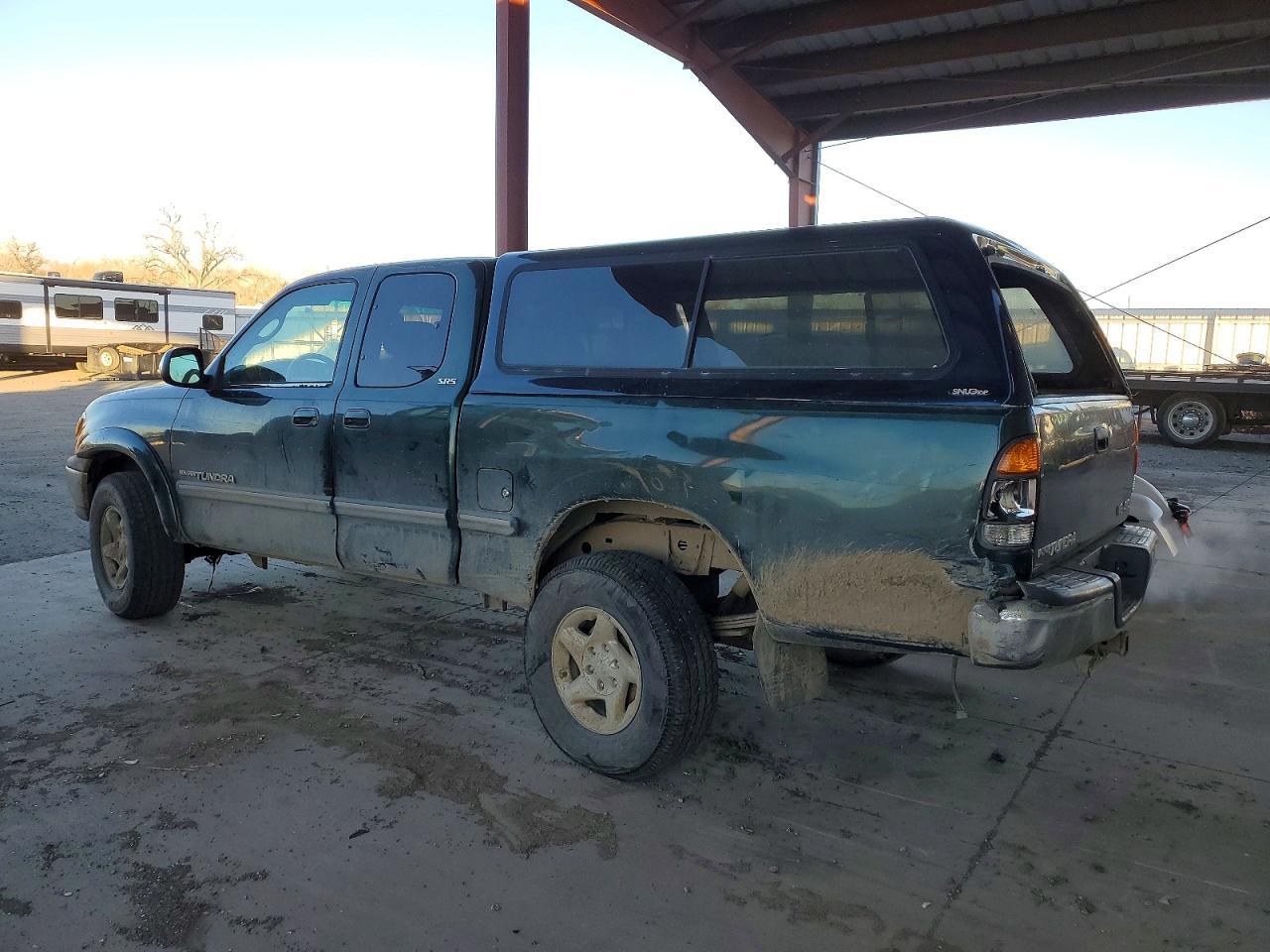 2000 Toyota Tundra Sr5 - Image 2