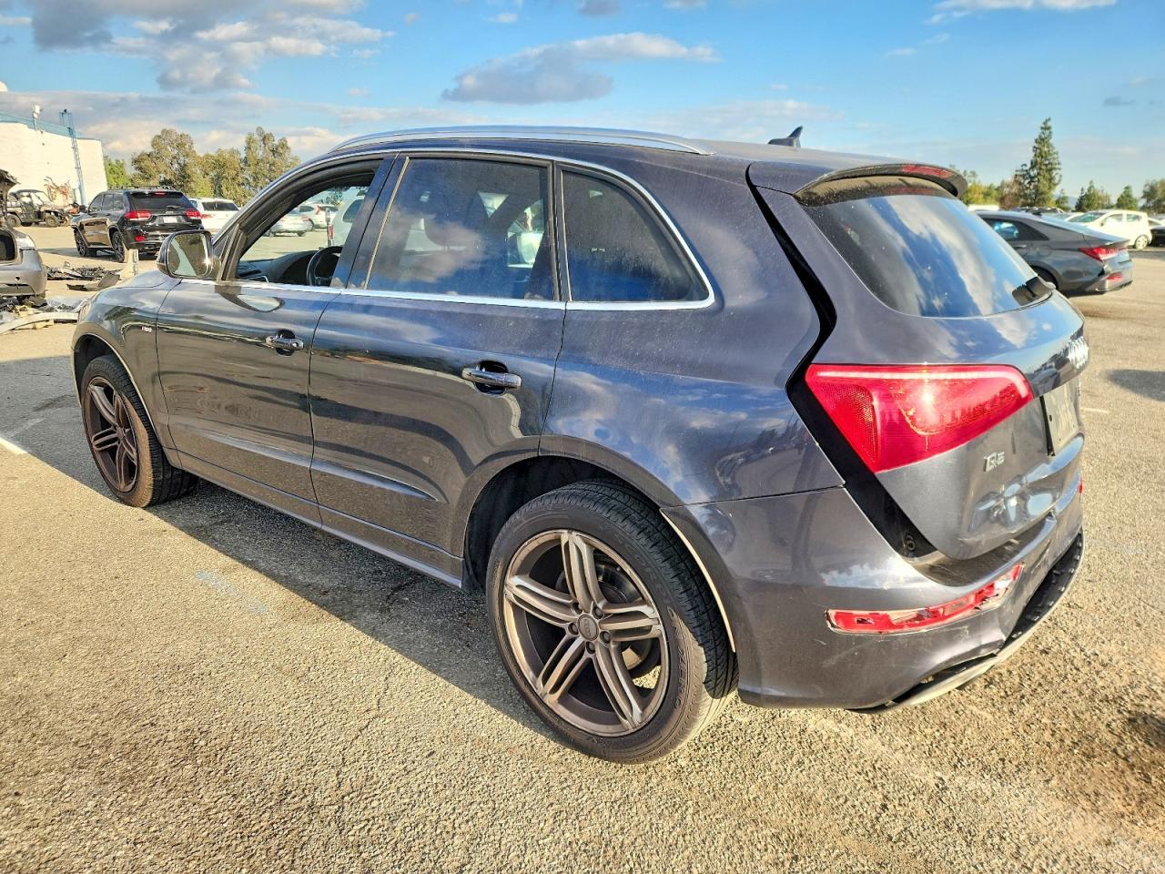 2010 Audi Q5 Premium Plus - Фото 2