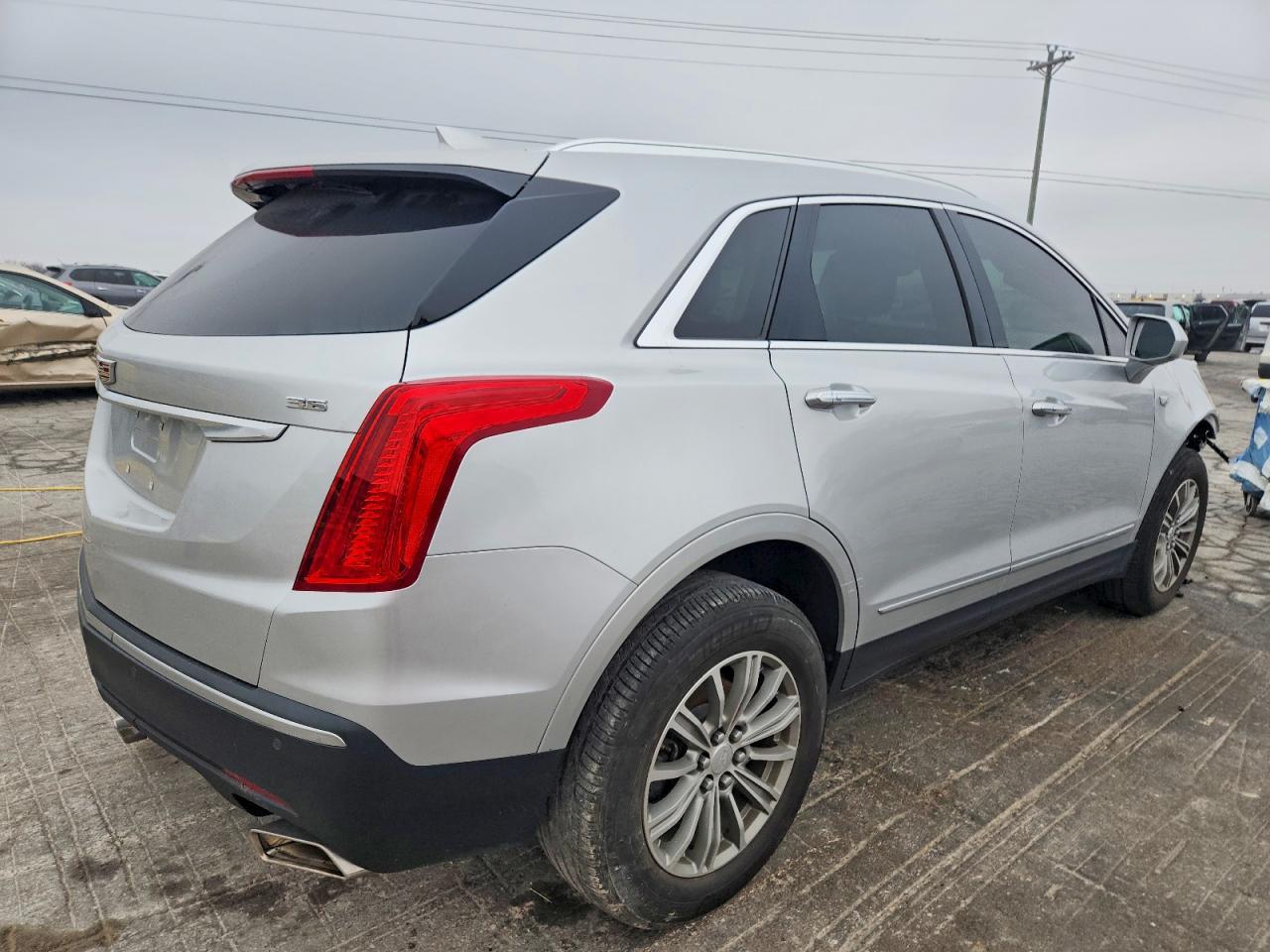 2018 Cadillac Xt5 Luxury - Фото 3