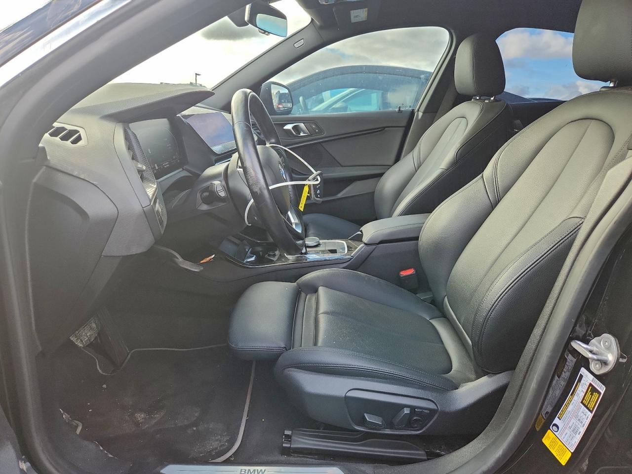 2024 BMW 228I - Фото 7