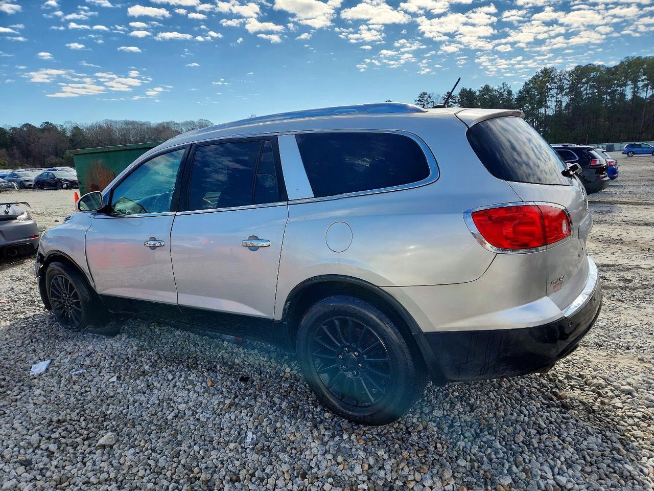 2010 Buick Enclave Cxl - Image 2