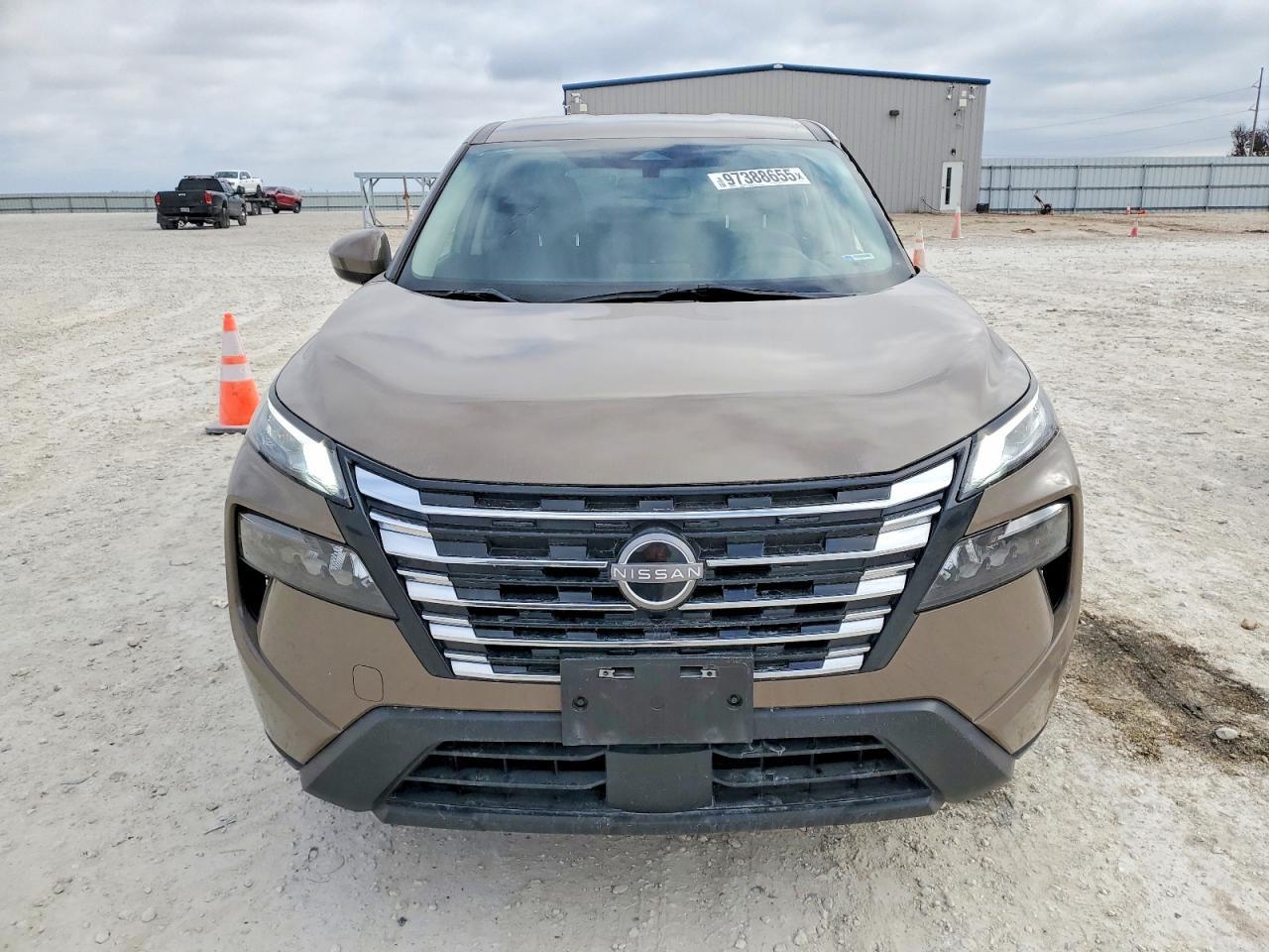 2024 Nissan Rogue Sv - Image 5