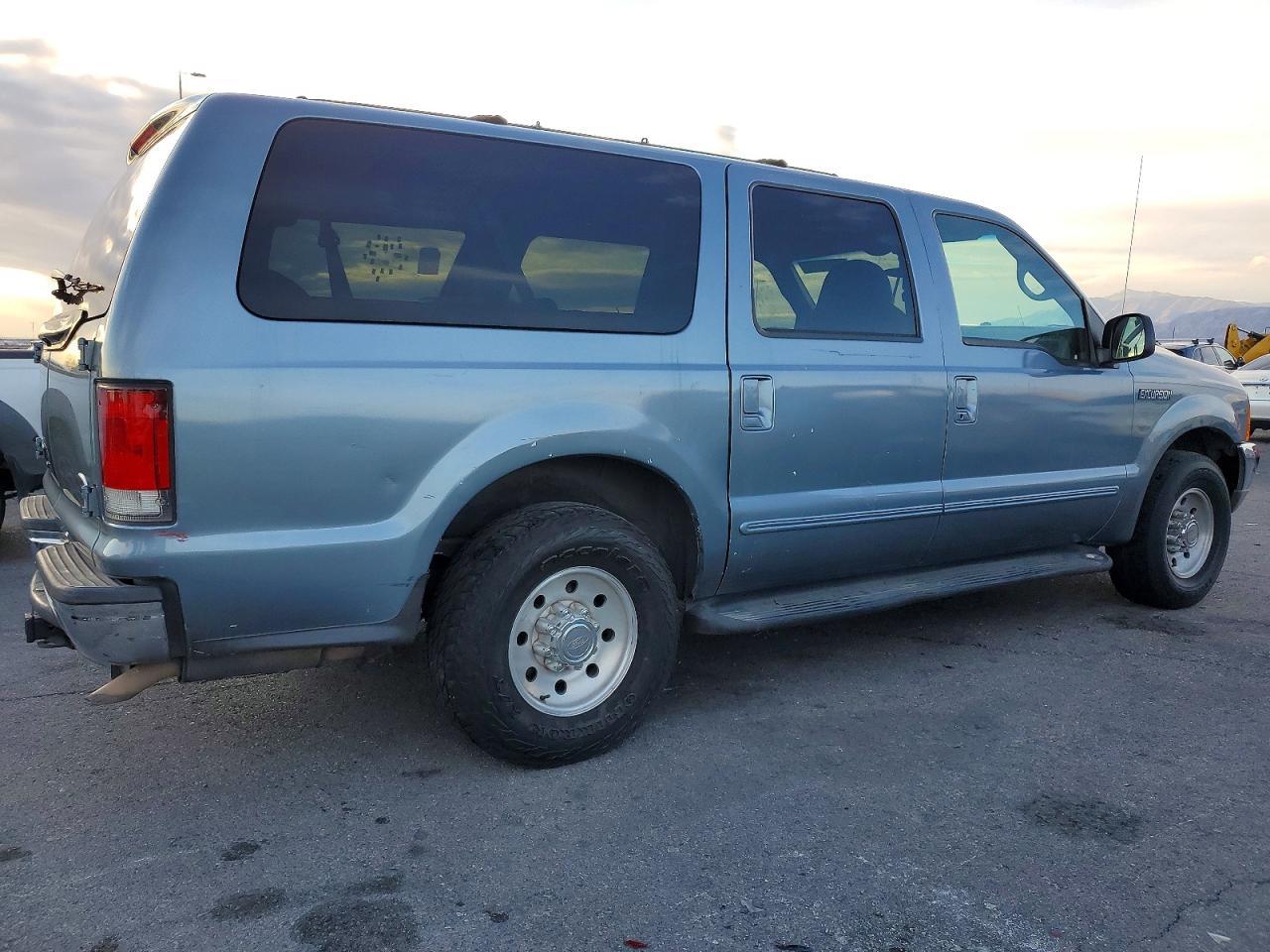 2000 Ford Excursion Xlt - Фото 3