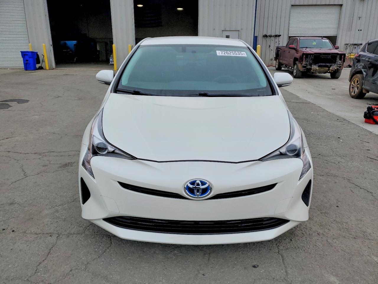 2016 Toyota Prius Two Eco - Image 5